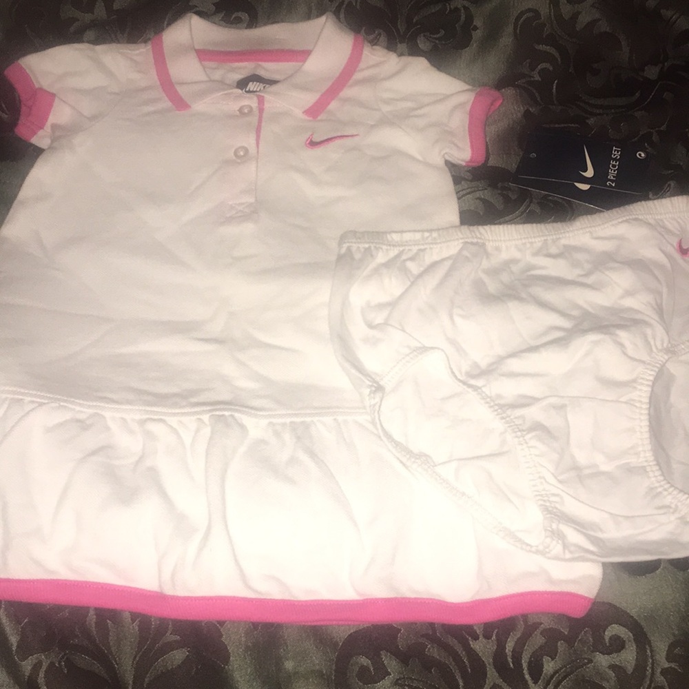 NWT Nike tennis dress